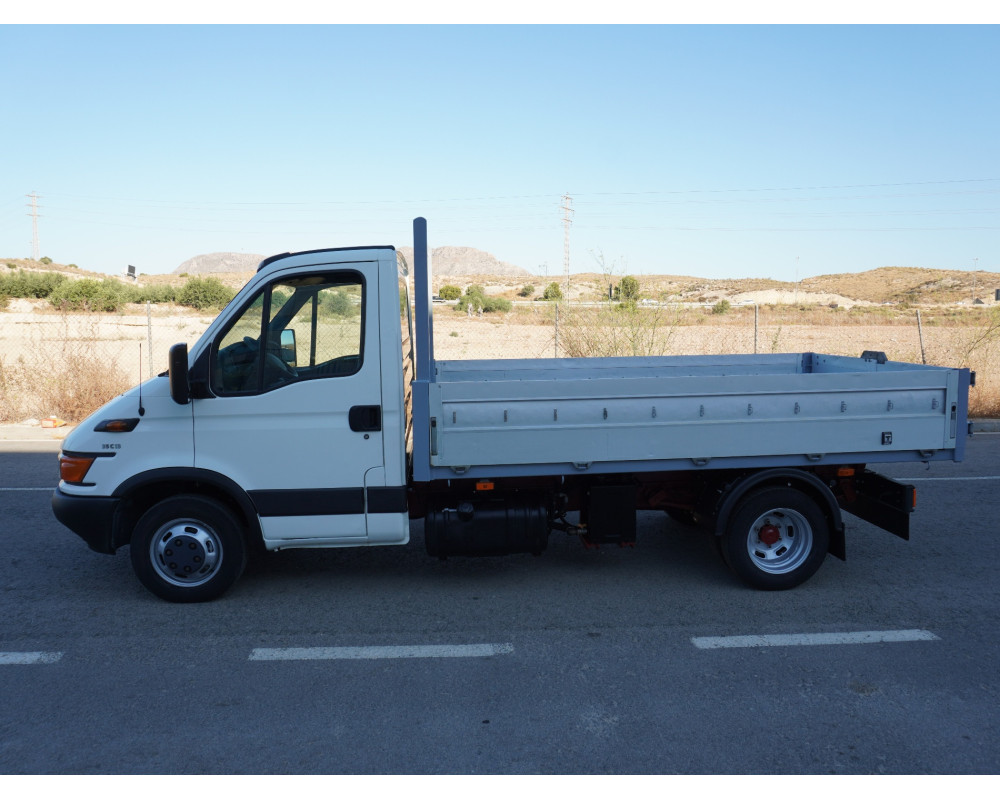 IVECO DAILY PMA 3500 KG DE OCASION CAJA BASCULANTE