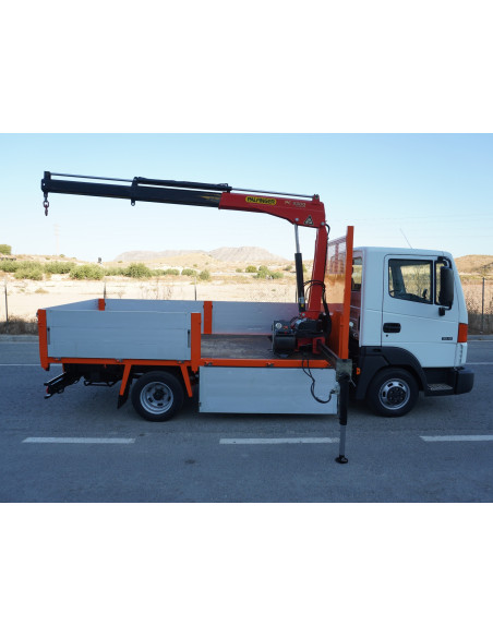 NISSAN ATLEON PMA 3500 KG DE OCASION PLUMA PALFINGER PC3300