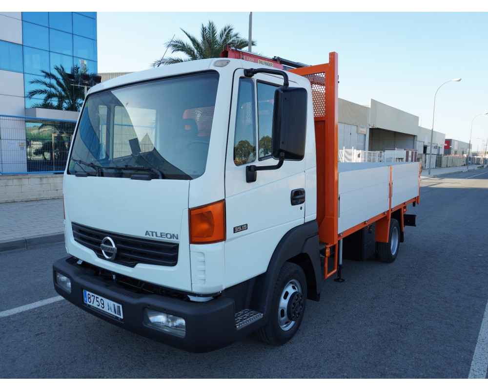 NISSAN ATLEON PMA 3500 KG DE OCASION PLUMA PALFINGER PC3300