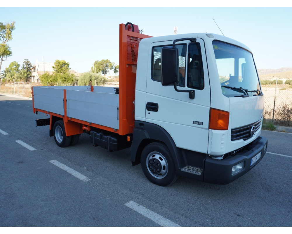 NISSAN ATLEON PMA 3500 KG DE OCASION PLUMA PALFINGER PC3300