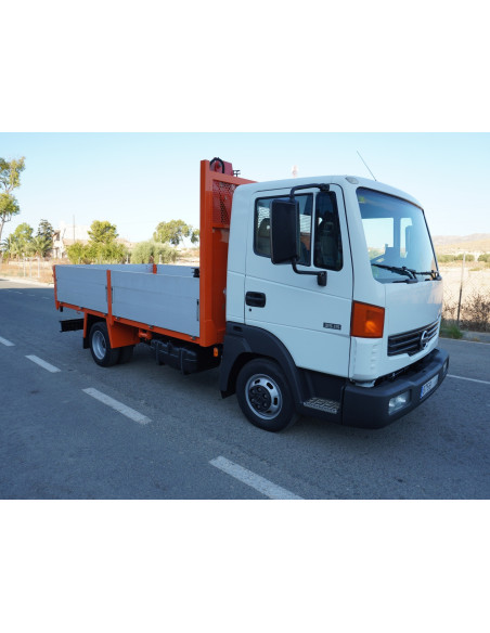 NISSAN ATLEON PMA 3500 KG DE OCASION PLUMA PALFINGER PC3300
