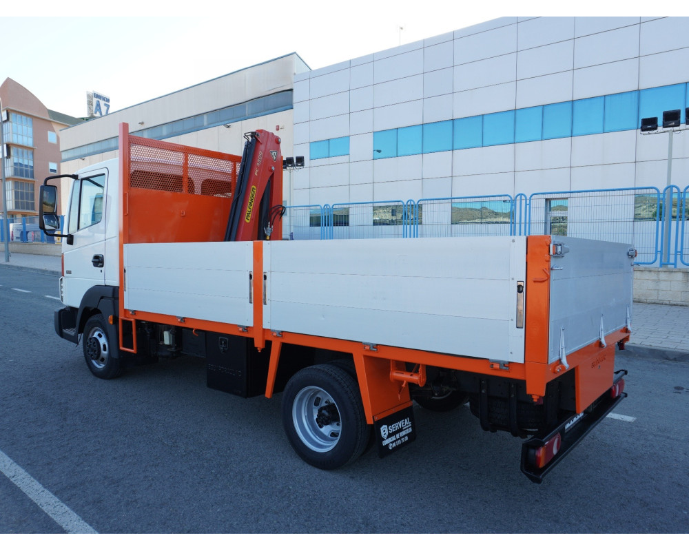 NISSAN ATLEON PMA 3500 KG DE OCASION PLUMA PALFINGER PC3300