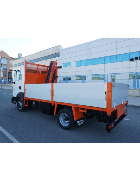 NISSAN ATLEON PMA 3500 KG DE OCASION PLUMA PALFINGER PC3300