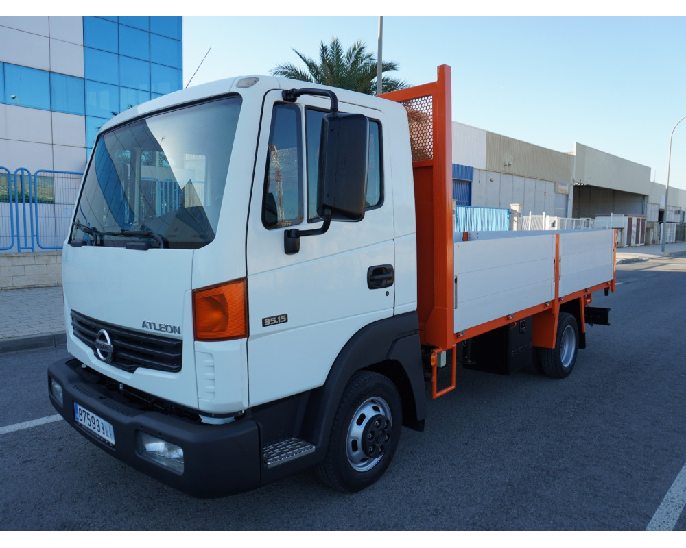 NISSAN ATLEON PMA 3500 KG DE OCASION PLUMA PALFINGER PC3300