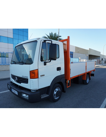 NISSAN ATLEON PMA 3500 KG DE OCASION PLUMA PALFINGER PC3300