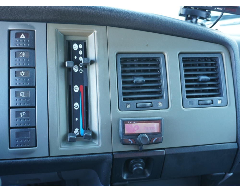 NISSAN ATLEON PMA 3500 KG DE OCASION PLUMA PALFINGER PC3300