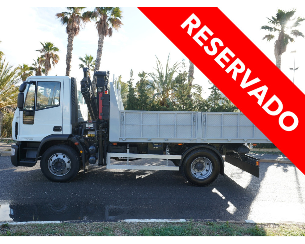 IVECO EUROCARGO PMA 14000 KG DE OCASION CAJA VOLQUETE Y PLUMA