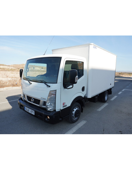 NISSAN NT400 35.13 PMA 3500 KG DE OCASION CAJA CERRADA