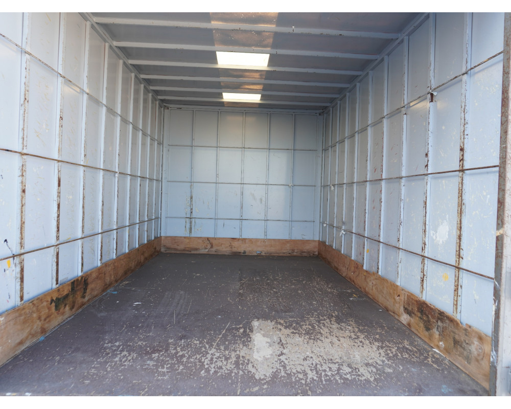 NISSAN NT400 35.13 PMA 3500 KG DE OCASION CAJA CERRADA
