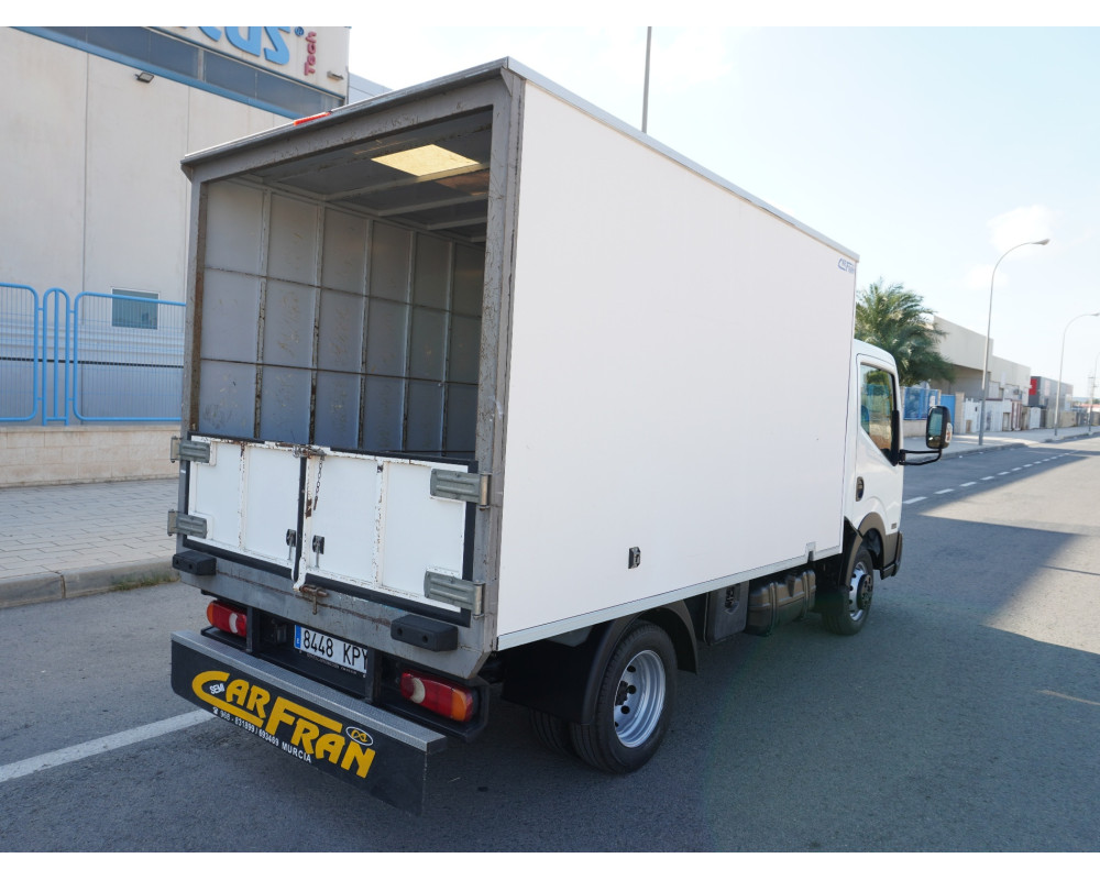 NISSAN NT400 35.13 PMA 3500 KG DE OCASION CAJA CERRADA