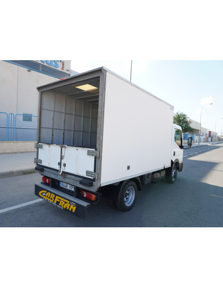 NISSAN NT400 35.13 PMA 3500 KG DE OCASION CAJA CERRADA