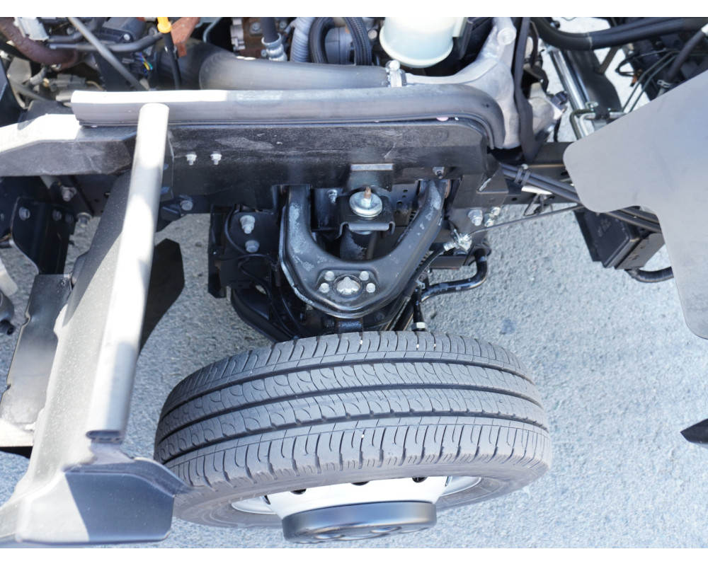 NISSAN NT400 35.13 PMA 3500 KG DE OCASION CAJA CERRADA