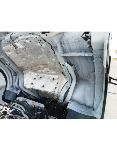 NISSAN NT400 35.13 PMA 3500 KG DE OCASION CAJA CERRADA