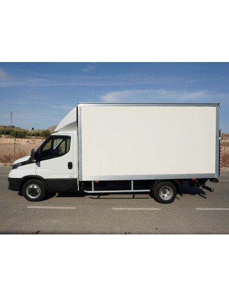 IVECO DAILY 35-160 PMA 3500 KG DE OCASION CAJA CERRADA Y TRAMPILLA ELEVADORA