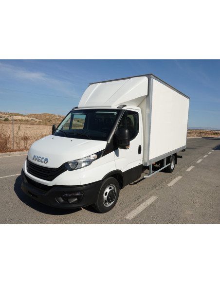 IVECO DAILY 35-160 PMA 3500 KG DE OCASION CAJA CERRADA Y TRAMPILLA ELEVADORA