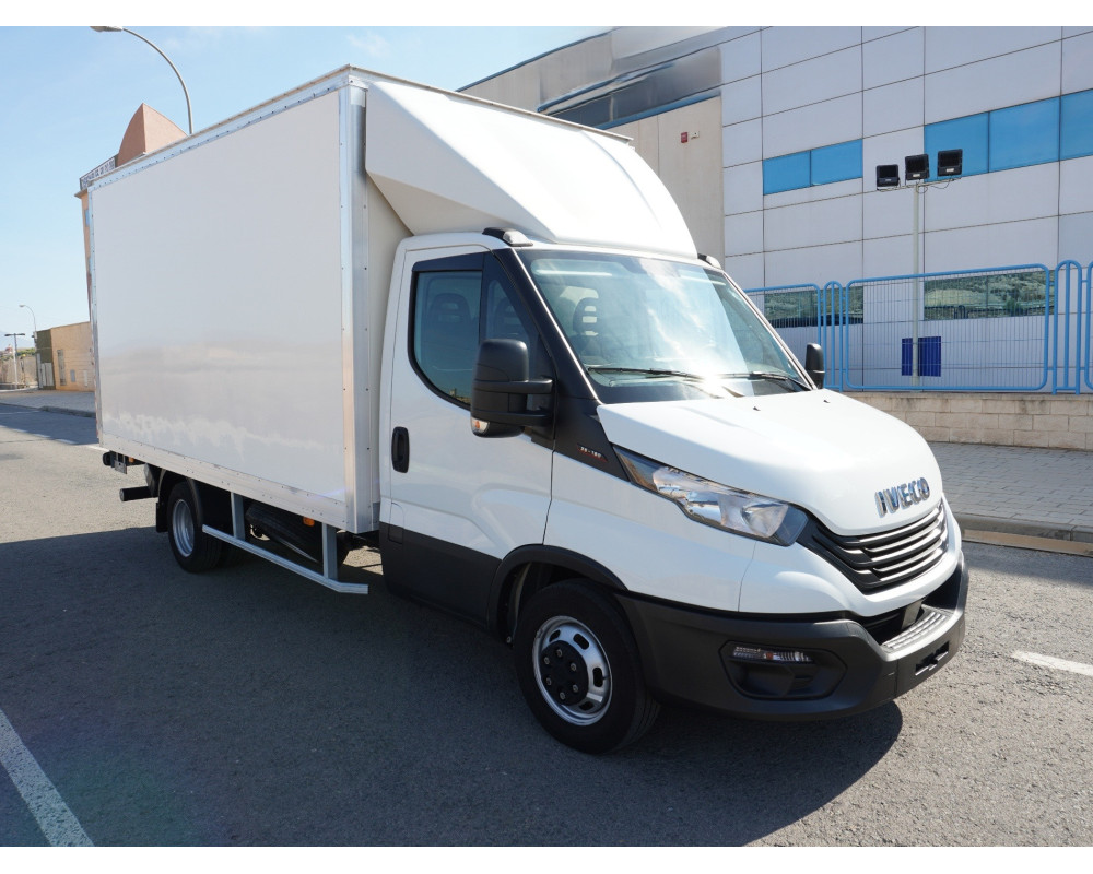IVECO DAILY 35-160 PMA 3500 KG DE OCASION CAJA CERRADA Y TRAMPILLA ELEVADORA