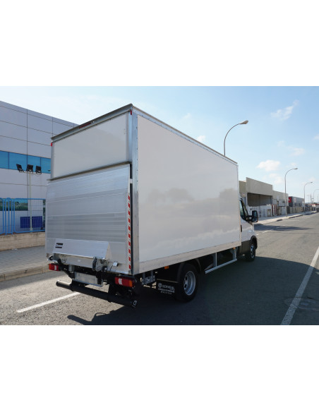IVECO DAILY 35-160 PMA 3500 KG DE OCASION CAJA CERRADA Y TRAMPILLA ELEVADORA