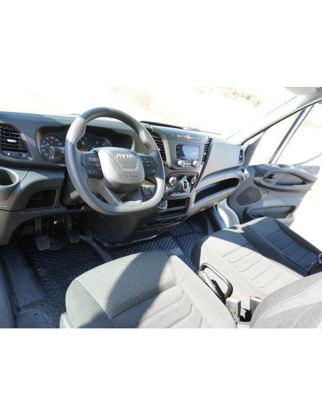 IVECO DAILY 35-160 PMA 3500 KG DE OCASION CAJA CERRADA Y TRAMPILLA ELEVADORA