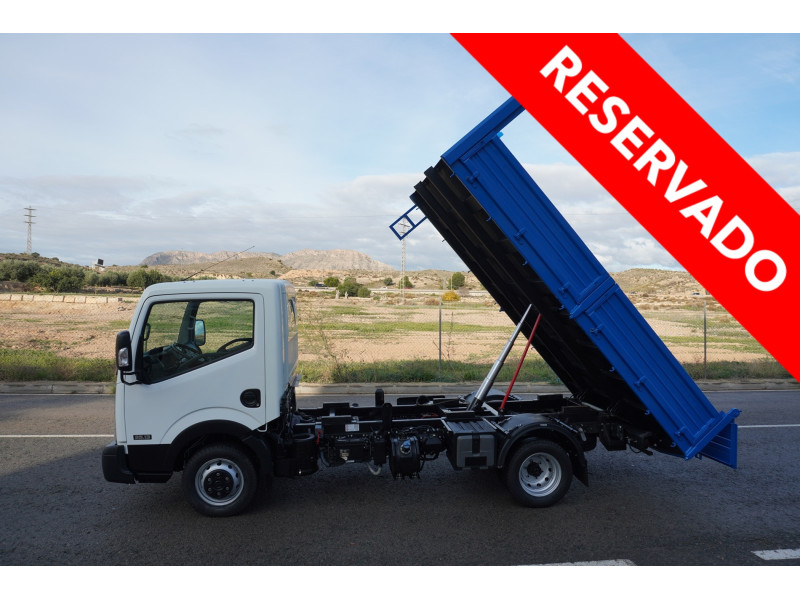 NISSAN NT400 35.13 PMA 3500 KG DE OCASION VOLQUETE
