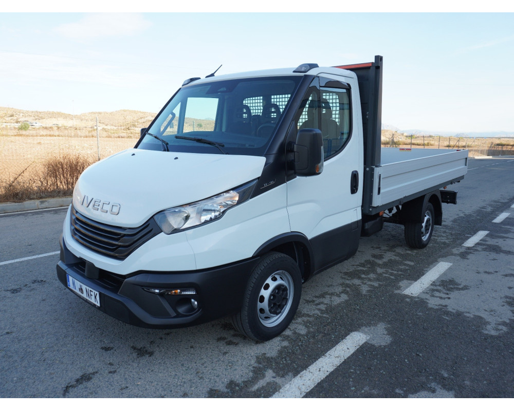 IVECO DAILY SEMI-NUEVO RUEDA TRASERA SIMPLE PMA 3500 KG DE OCASION CAJA ABIERTA