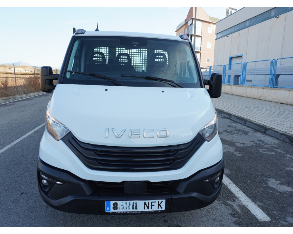 IVECO DAILY SEMI-NUEVO RUEDA TRASERA SIMPLE PMA 3500 KG DE OCASION CAJA ABIERTA