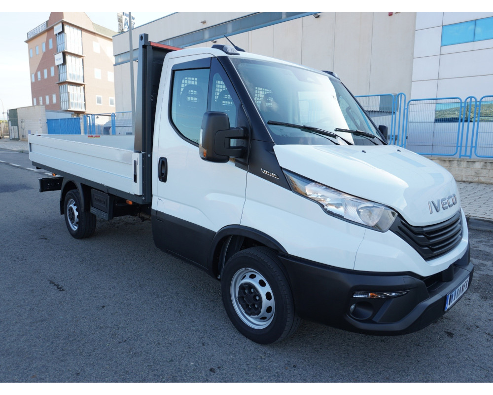 IVECO DAILY SEMI-NUEVO RUEDA TRASERA SIMPLE PMA 3500 KG DE OCASION CAJA ABIERTA