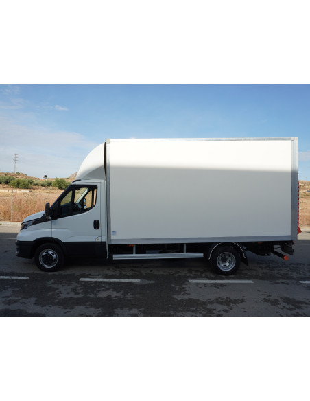 IVECO DAILY 35-160 PMA 3500 KG DE OCASION CAJA CERRADA Y TRAMPILLA ELEVADORA