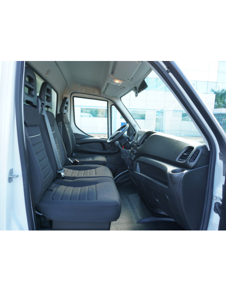 IVECO DAILY 35-160 PMA 3500 KG DE OCASION CAJA CERRADA Y TRAMPILLA ELEVADORA