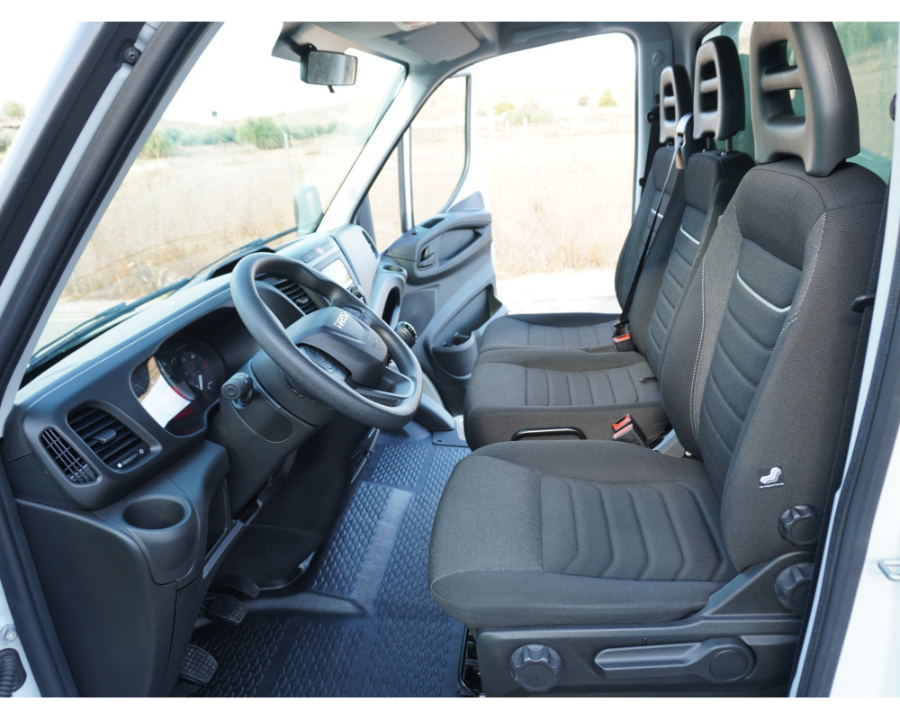 IVECO DAILY 35-160 PMA 3500 KG DE OCASION CAJA CERRADA Y TRAMPILLA ELEVADORA