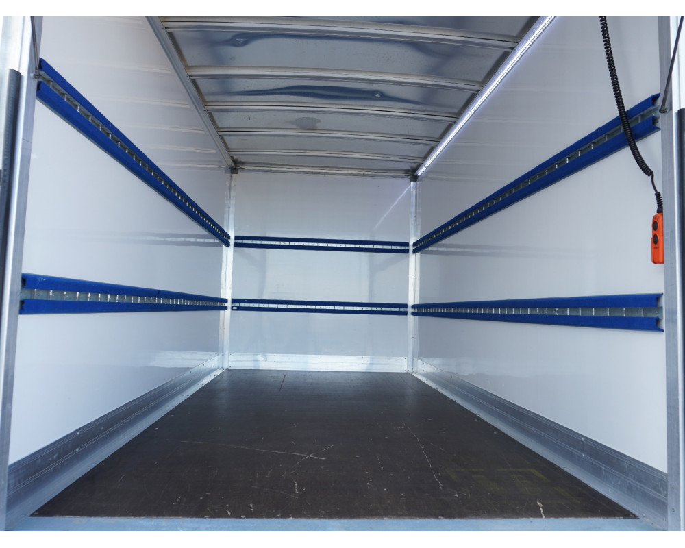 IVECO DAILY 35-160 PMA 3500 KG DE OCASION CAJA CERRADA Y TRAMPILLA ELEVADORA