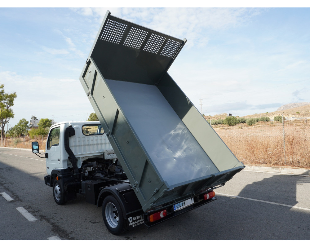 NISSAN CABSTAR 35.13 PMA 3500 KG DE OCASION VOLQUETE