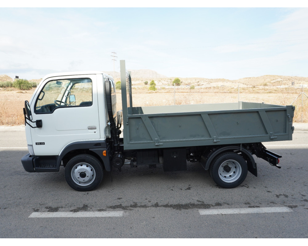 NISSAN CABSTAR 35.13 PMA 3500 KG DE OCASION VOLQUETE