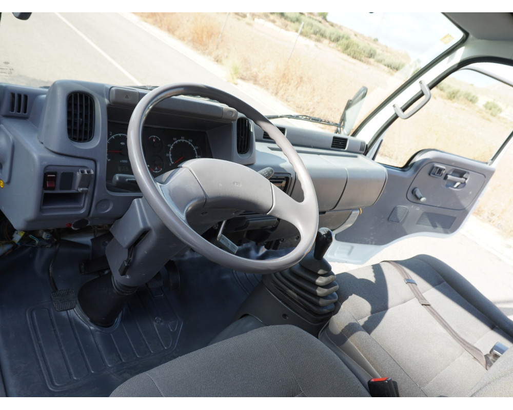 NISSAN CABSTAR 35.13 PMA 3500 KG DE OCASION VOLQUETE