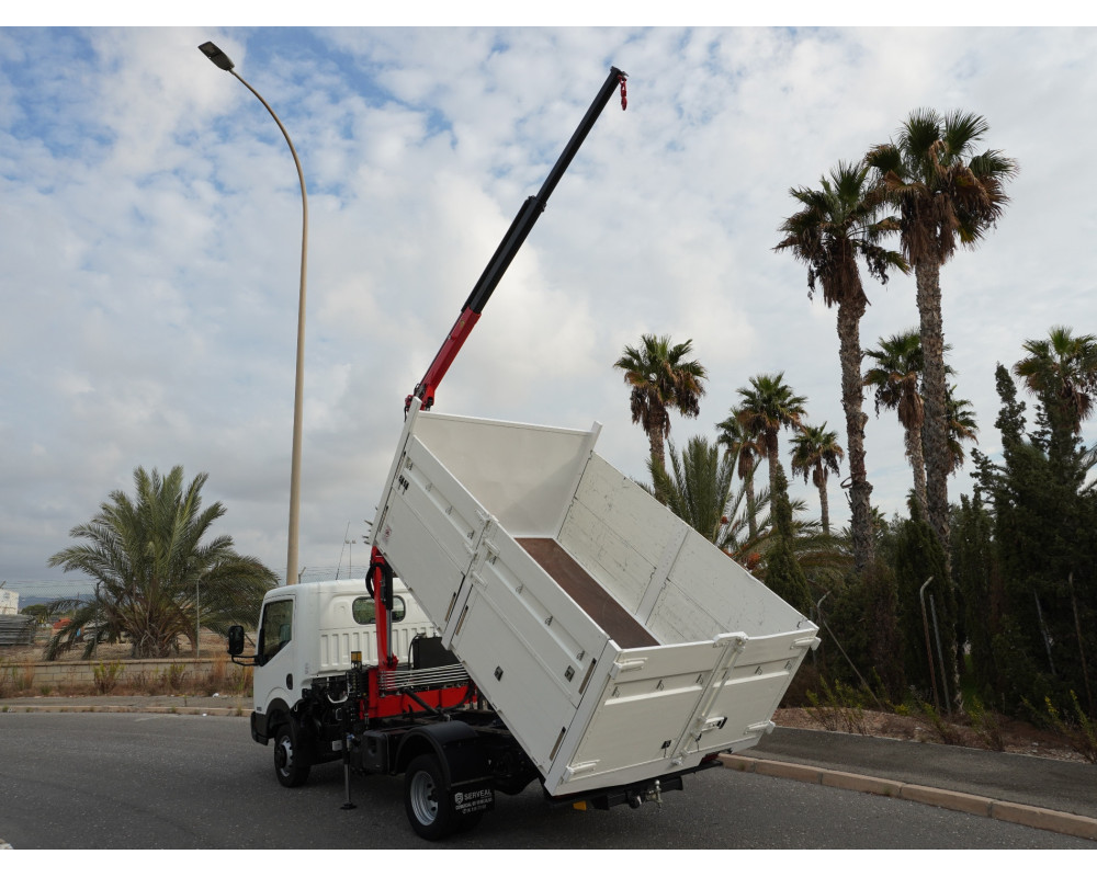 IVECO DAILY SEMI-NUEVO RUEDA TRASERA SIMPLE PMA 3500 KG DE OCASION CAJA ABIERTA