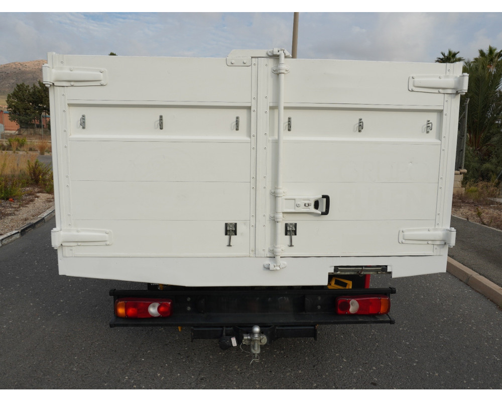 IVECO DAILY SEMI-NUEVO RUEDA TRASERA SIMPLE PMA 3500 KG DE OCASION CAJA ABIERTA