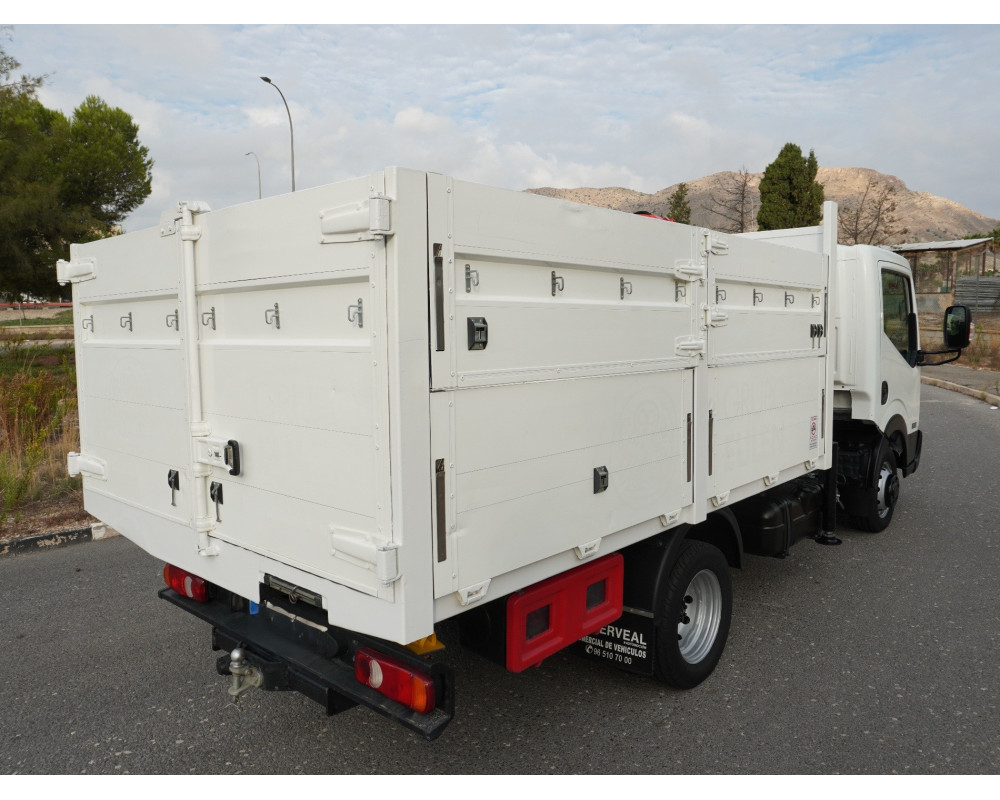 IVECO DAILY SEMI-NUEVO RUEDA TRASERA SIMPLE PMA 3500 KG DE OCASION CAJA ABIERTA