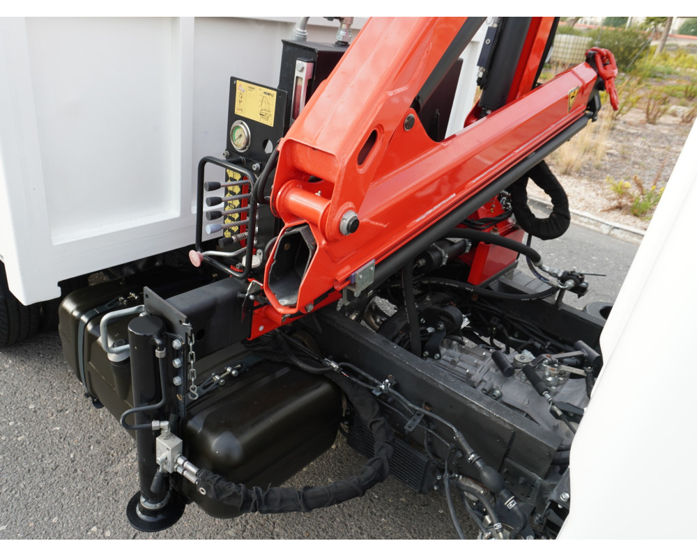 IVECO DAILY SEMI-NUEVO RUEDA TRASERA SIMPLE PMA 3500 KG DE OCASION CAJA ABIERTA