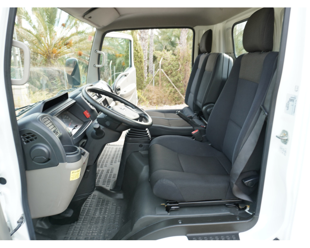 IVECO DAILY SEMI-NUEVO RUEDA TRASERA SIMPLE PMA 3500 KG DE OCASION CAJA ABIERTA